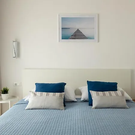 Holiday home Clementine *