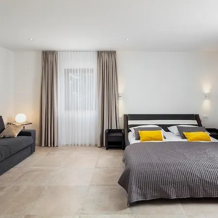 Clementine Holiday home *